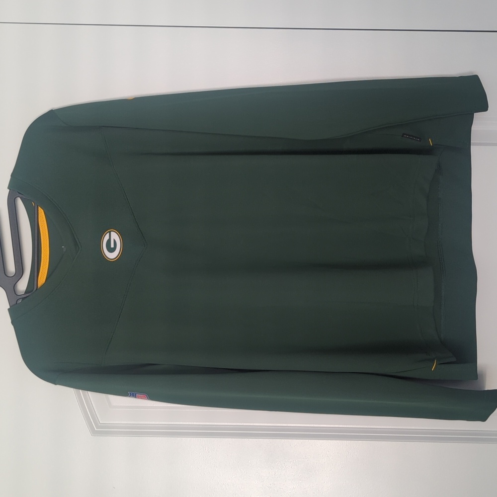 Women's Nike NFL Green Bay Packers long sleeve dri fit